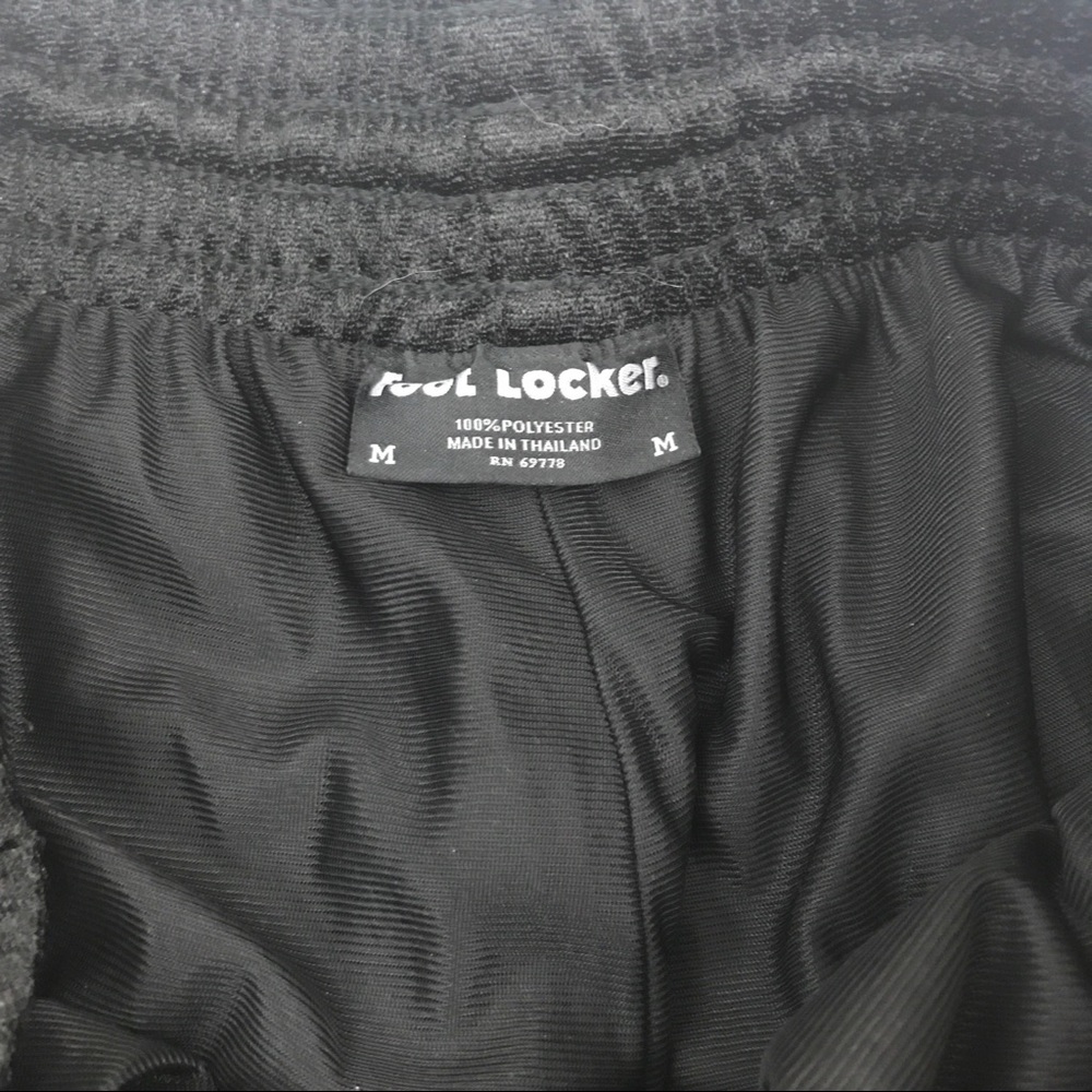 ❌SOLD❌Straight Edge Basketball Shorts - Picture 3 of 3